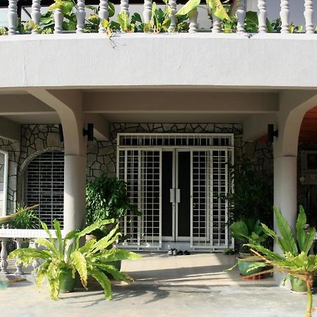 Morning Glory Guest House Kuching Exterior foto